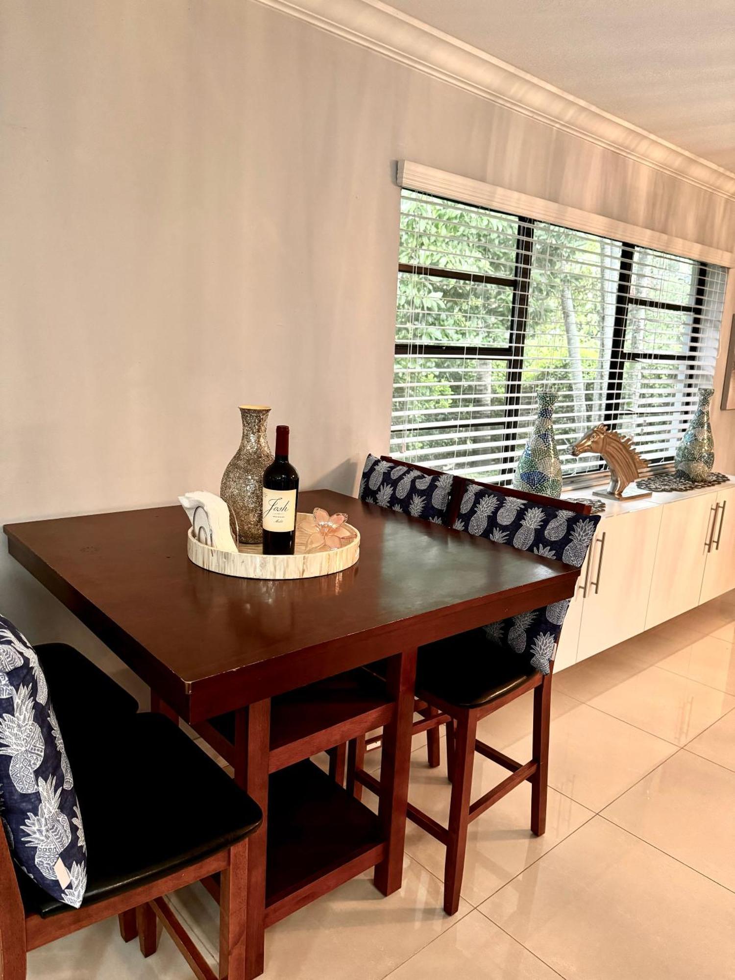 Modern Miami Oversized 3 Bedroom In Central Location Экстерьер фото